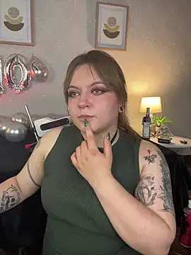 Veronica_simons on StripChat