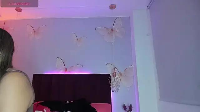 Vivi_prinncess on StripChat 