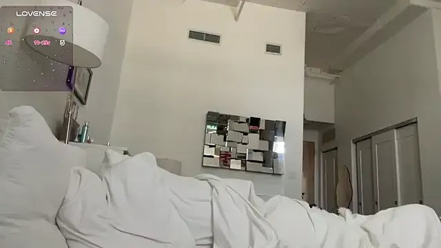 xoxoxjenn on StripChat 