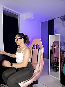 Yelena03 on StripChat 