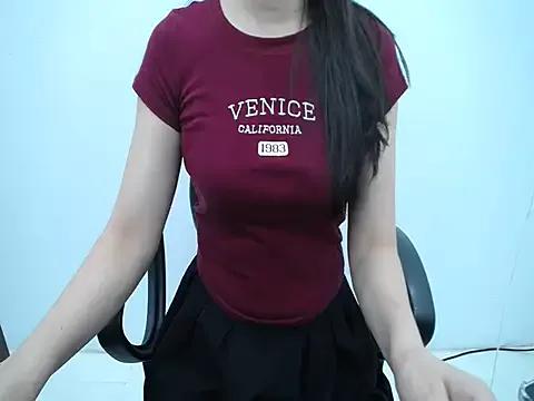 Yummy_Pinky on StripChat 